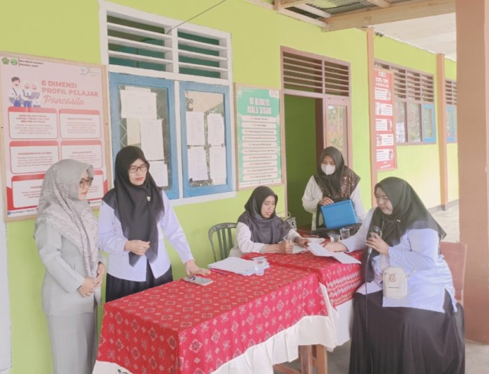 Imunisasi HPV untuk Siswi Keals 9 MTsN 4 Bungo Berjalan Lancar