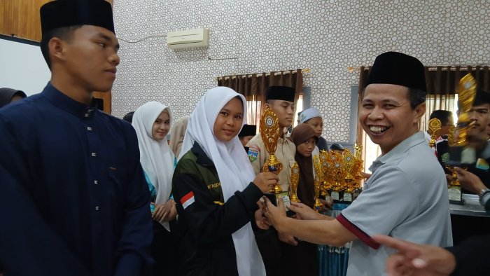 Siap Harumkan Nama Madrasah dan Kabupaten Bungo, Nur Aisyah Optimis Raih Hasil Terbaik di Kompas Jambi 2026 Siap Harumkan Nama Madrasah dan Kabupaten Bungo, Nur Aisyah Optimis Raih Hasil Terbaik di Kompas Jambi 2026