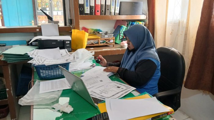 Ijazah Lulusan Tp 2025/2026 Siap Dicetak, Alumni Mtsn 4 Bungo Diimbau Segera Lakukan Sidik Jari Dan Pengambilan Ijazah Lulusan Tp 2025/2026 Siap Dicetak, Alumni Mtsn 4 Bungo Diimbau Segera Lakukan Sidik Jari Dan Pengambilan