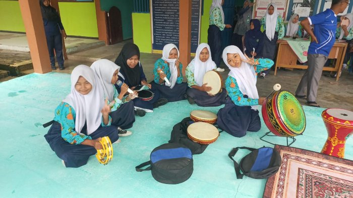 Guncang Panggung Perpisahan, Tim Hadroh MTsN 4 Bungo Siapkan Penampilan Spektakuler Guncang Panggung Perpisahan, Tim Hadroh MTsN 4 Bungo Siapkan Penampilan Spektakuler