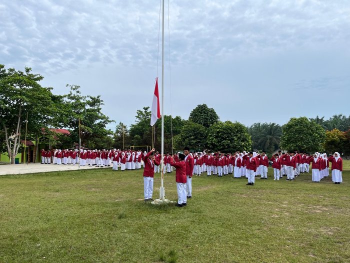 Semangat Demokrasi Menggema di MTsN 4 Bungo Semangat Demokrasi Menggema di MTsN 4 Bungo