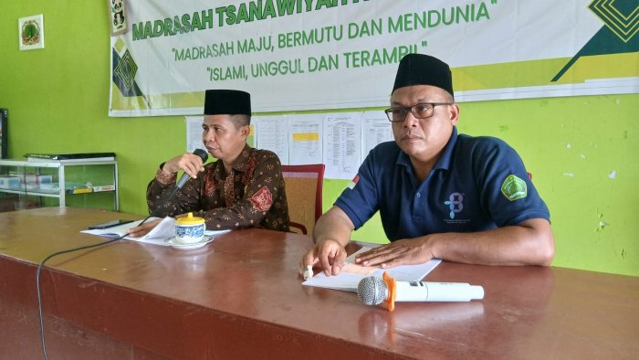 Dorong Transformasi Madrasah, Kakan Kemenag Bungo Minta Guru MTsN 4 Bungo Asah 4 Kompetensi Dasar