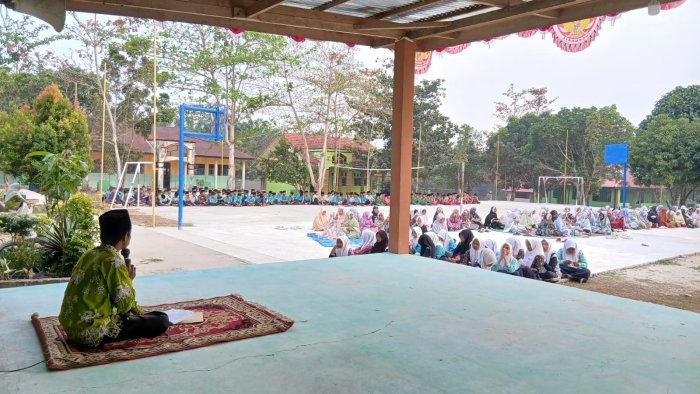 MTsN 4 Bungo Gelar Pengajian Pagi: Memahami Hakikat Rebo Wekasan dan Amalan Sunnah