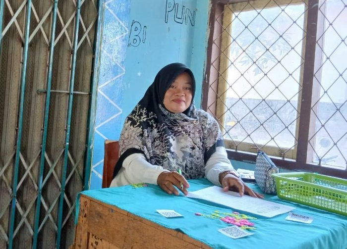 Strategi Jitu Mengajar Tanpa Stres: Ibu Binti Alfiah MTsN 4 Bungo Ungkap Pentingnya Memahami Karakter Siswa Strategi Jitu Mengajar Tanpa Stres: Ibu Binti Alfiah MTsN 4 Bungo Ungkap Pentingnya Memahami Karakter Siswa