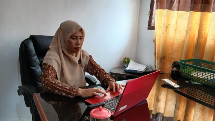 Tingkatkan Kualitas Pelayanan, Kaur TU MTsN 4 Bungo Pacu Persiapan Supervisi Tenaga Kependidikan Tingkatkan Kualitas Pelayanan, Kaur TU MTsN 4 Bungo Pacu Persiapan Supervisi Tenaga Kependidikan