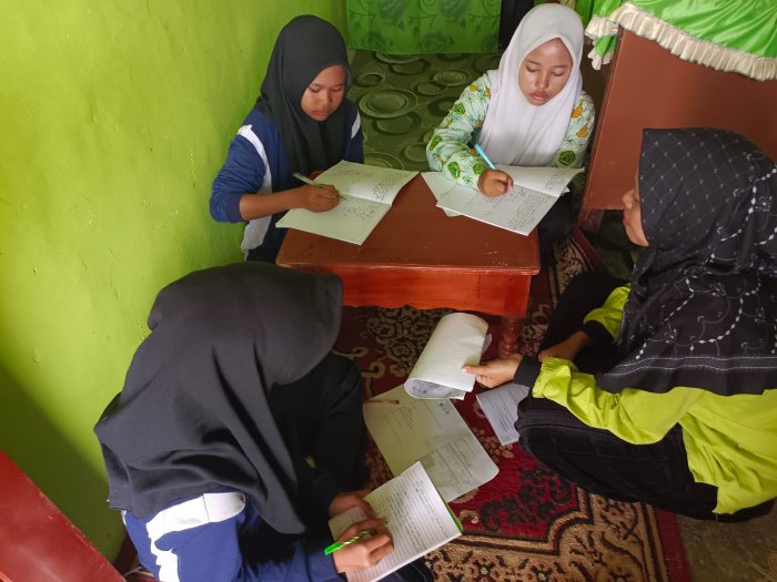 Tak Ada Kata Libur untuk Prestasi! Tim OMI MTsN 4 Bungo Makin Pede Hadapi Tingkat Kabupaten