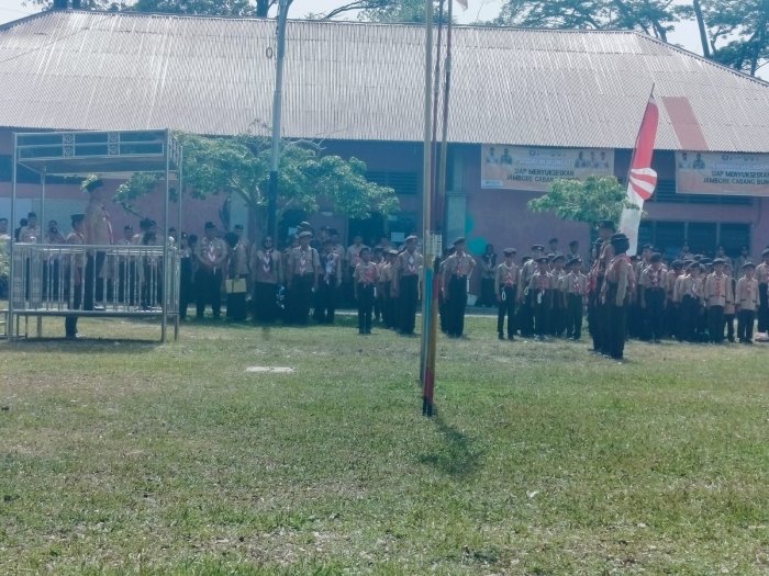 Pengucapan Pancasila oleh Peserta MTsN 4 Bungo Warnai Upacara Pembukaan Jambore Cabang Bungo Pengucapan Pancasila oleh Peserta MTsN 4 Bungo Warnai Upacara Pembukaan Jambore Cabang Bungo