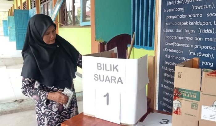 Panitia Pemilihan Ketua OSIM MTsN 4 Bungo All Out Cek Kelengkapan Logistik Pemilu.