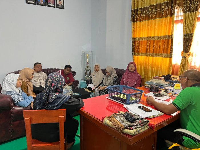 MTsN 4 Bungo Siap Sukseskan Upacara Hari Santri Nasional 2025 MTsN 4 Bungo Siap Sukseskan Upacara Hari Santri Nasional 2025