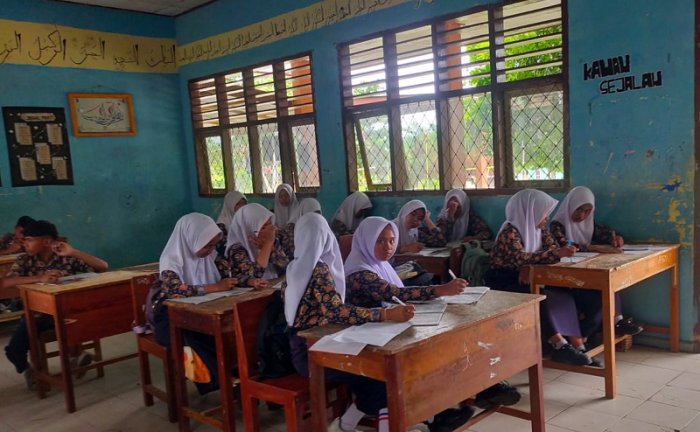 Bentuk Karakter, Siswa IXC MTsN 4 Bungo Dalami Adab Berteman dan Bertetangga Bentuk Karakter, Siswa IXC MTsN 4 Bungo Dalami Adab Berteman dan Bertetangga